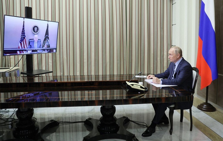 Putin y Biden inician cumbre ante tensión en Ucrania