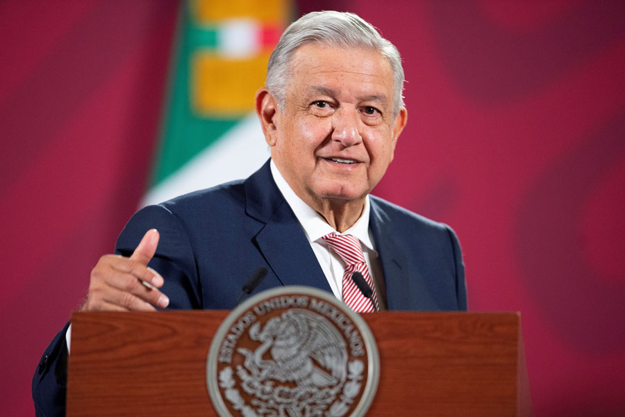 Destaca López Obrador logros en economía