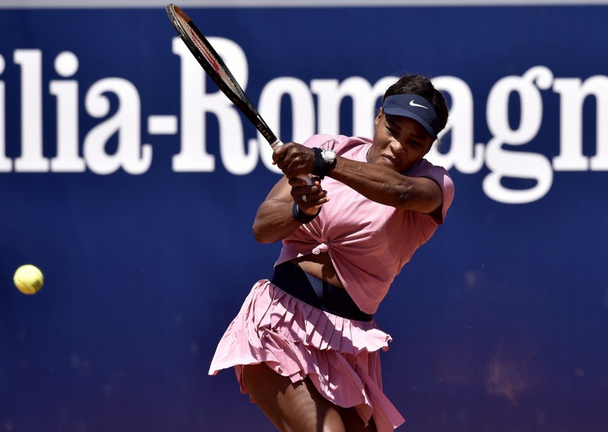 Serena Williams arranca con victoria en Parma