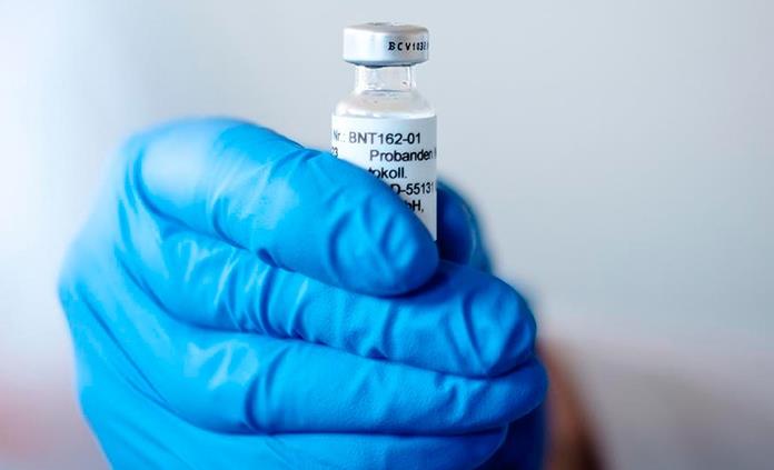 Llegaran sólo 249 mil vacunas de Pfizer en diciembre