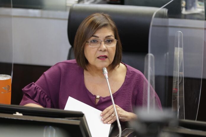 Dip. Rosa Elena Trujillo Llanes (2)