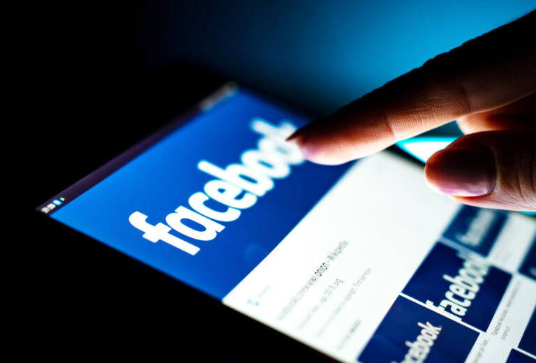 Facebook planea cambiar su algoritmo para competir con TikTok