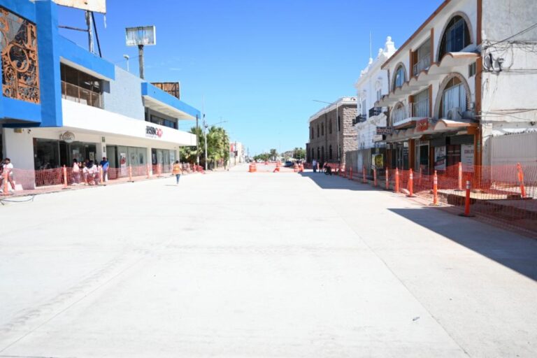 Avanza modernización de la avenida Serdán en Guaymas: SIDUR
